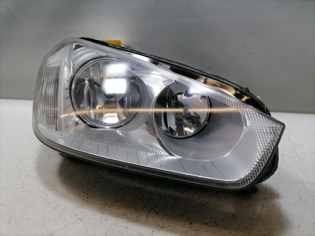 Ford C-Max original Scheinwerfer vorn rechts Halogen Facelift Bj.2007
